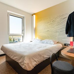 Chambre Double avec Accès aux Personnes Handicapées